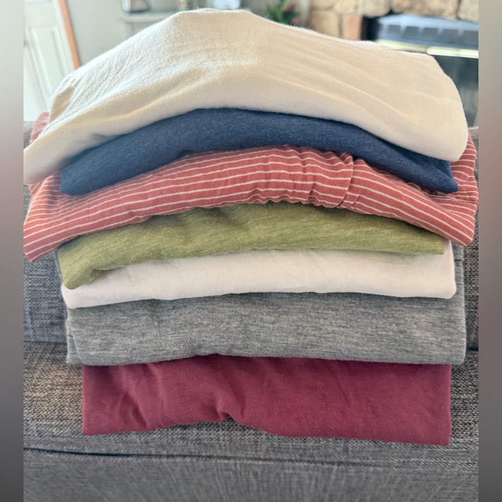 XL bundle woman’s basic tshirts